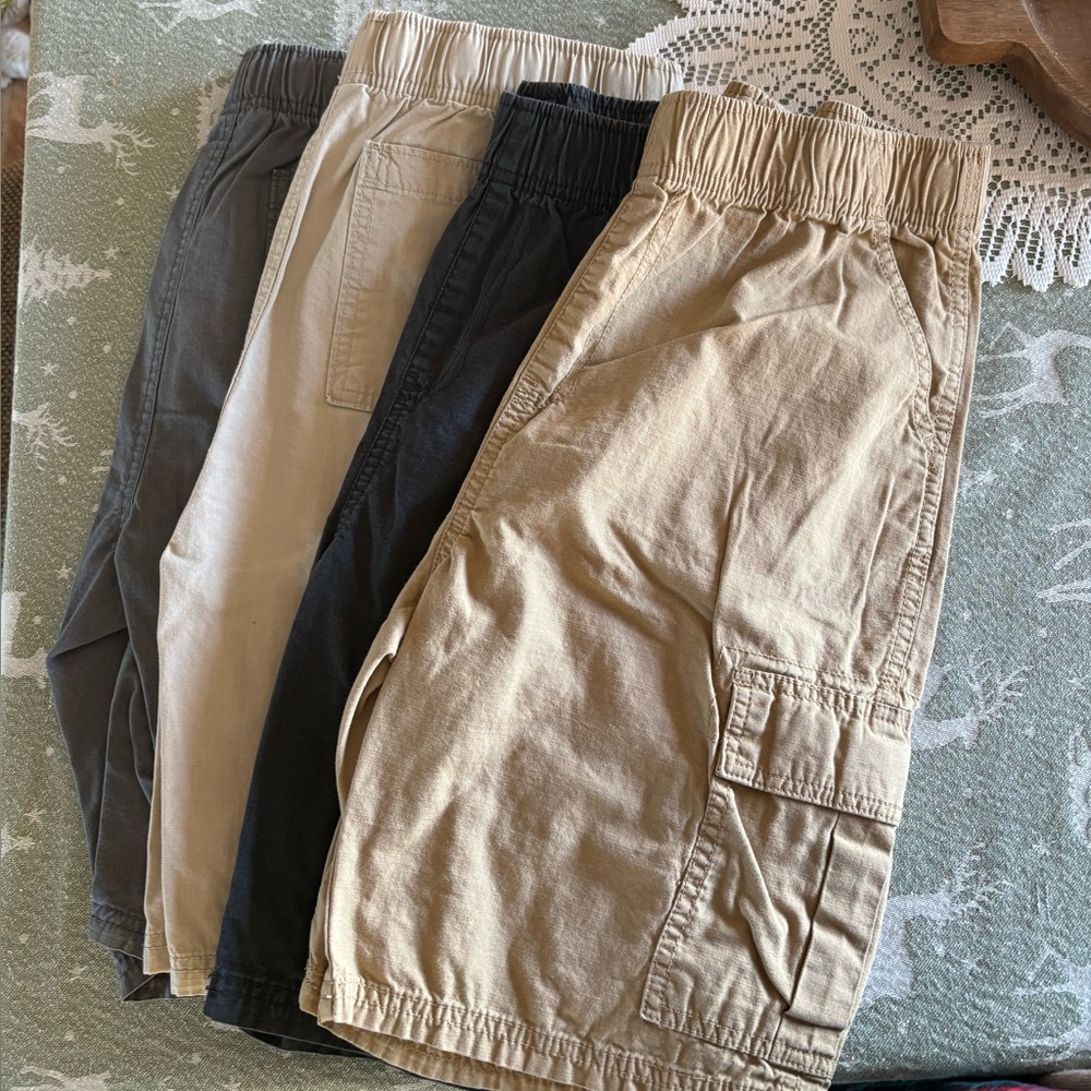 Children’s Place. Set of four grey and tan
